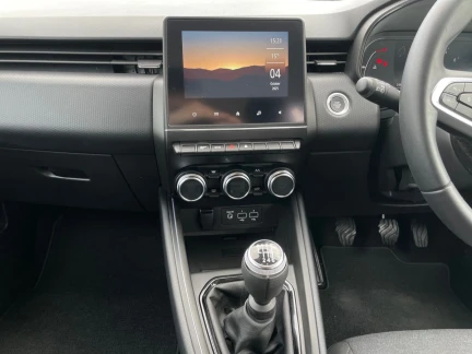 Vehicle Thumbnail 11