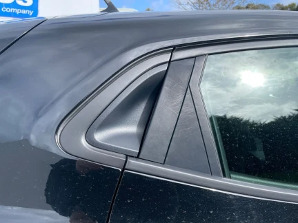 Vehicle Thumbnail 22