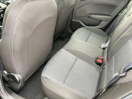 Vehicle Thumbnail 27