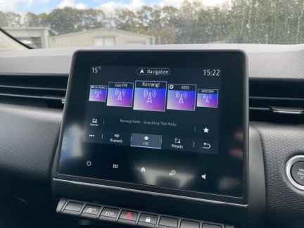 Vehicle Thumbnail 32