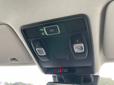 Vehicle Thumbnail 36