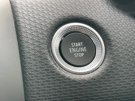 Vehicle Thumbnail 40