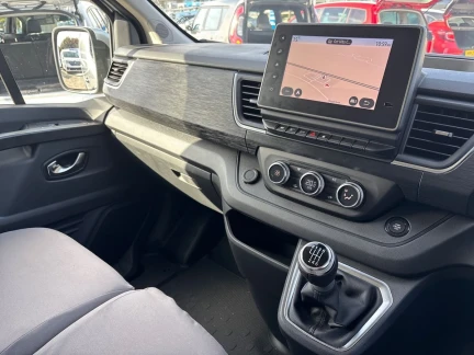 Vehicle Thumbnail 11