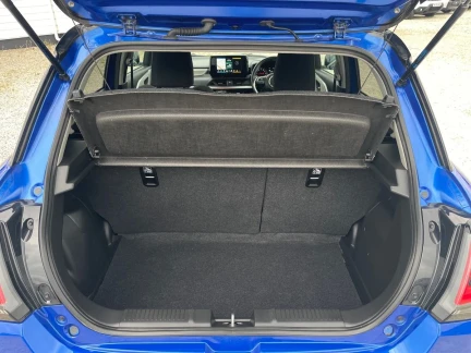 Vehicle Thumbnail 20