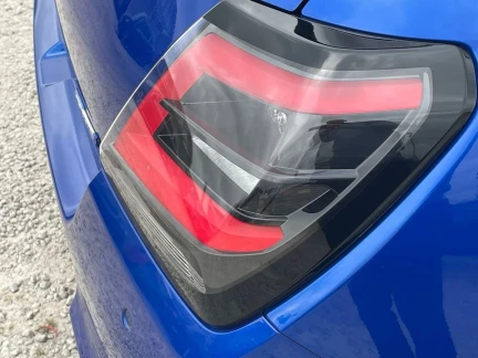 Vehicle Thumbnail 26