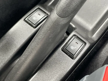 Vehicle Thumbnail 35