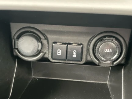 Vehicle Thumbnail 36