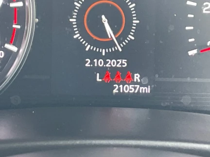 Vehicle Thumbnail 39