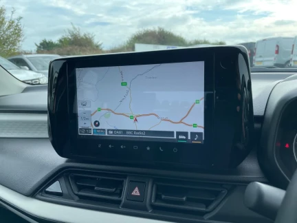 Vehicle Thumbnail 15