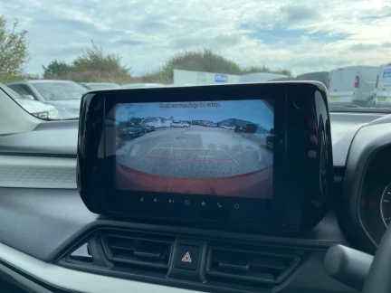 Vehicle Thumbnail 16