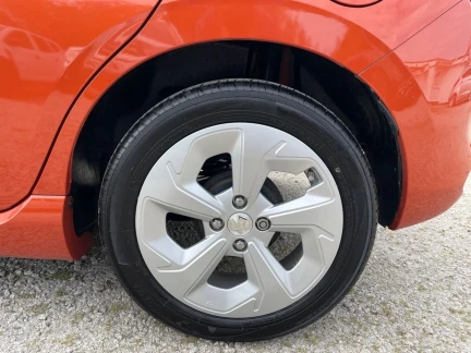 Vehicle Thumbnail 22