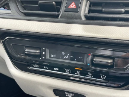 Vehicle Thumbnail 12