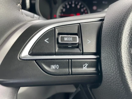 Vehicle Thumbnail 18