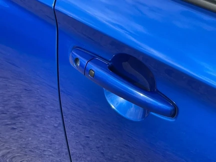 Vehicle Thumbnail 24