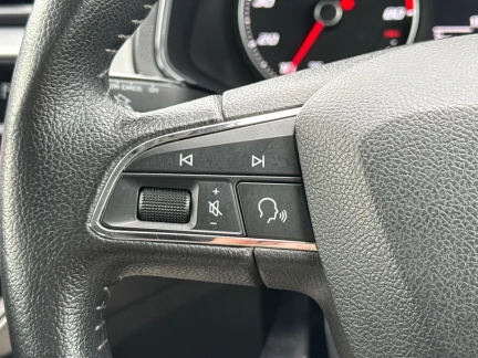 Vehicle Thumbnail 18