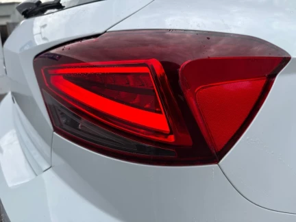 Vehicle Thumbnail 22