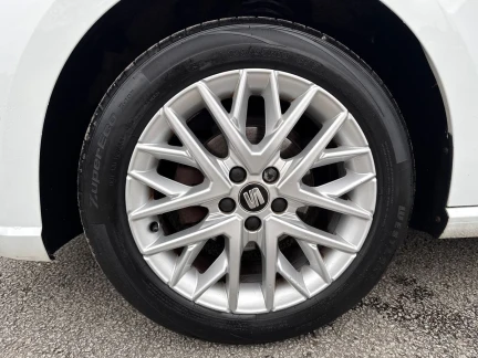 Vehicle Thumbnail 27