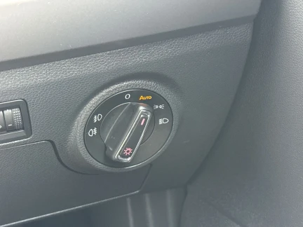 Vehicle Thumbnail 31