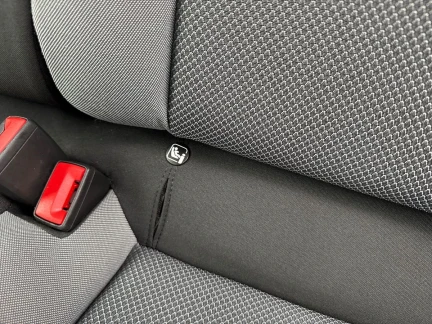 Vehicle Thumbnail 40