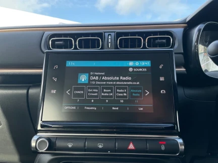 Vehicle Thumbnail 14