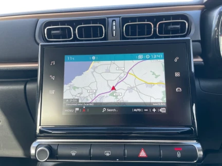 Vehicle Thumbnail 15