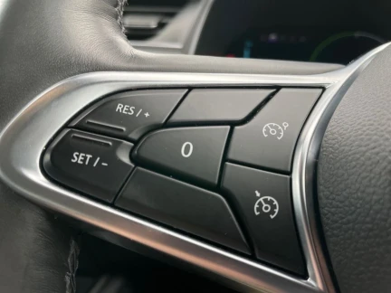 Vehicle Thumbnail 18