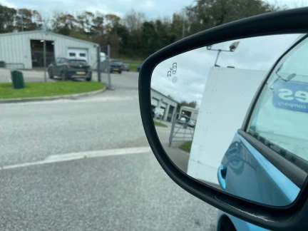 Vehicle Thumbnail 29