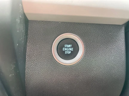 Vehicle Thumbnail 37