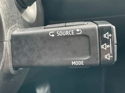 Vehicle Thumbnail 18