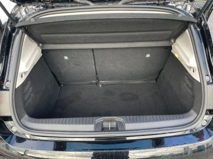 Vehicle Thumbnail 20