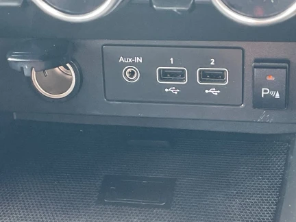 Vehicle Thumbnail 22