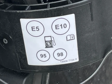 Vehicle Thumbnail 27