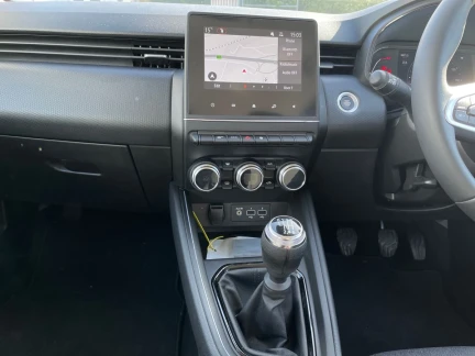 Vehicle Thumbnail 11