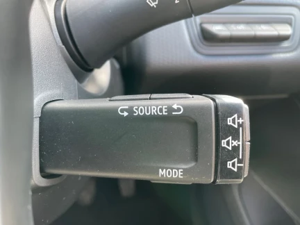 Vehicle Thumbnail 22