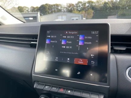 Vehicle Thumbnail 25