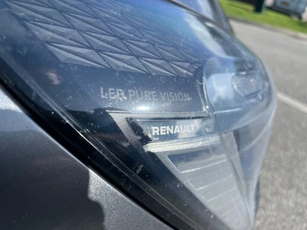 Vehicle Thumbnail 35