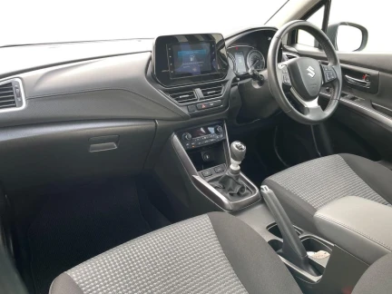 Vehicle Thumbnail 10