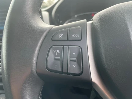 Vehicle Thumbnail 18