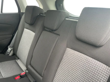 Vehicle Thumbnail 19