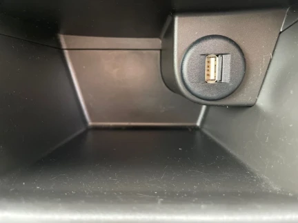 Vehicle Thumbnail 24