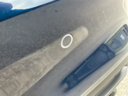 Vehicle Thumbnail 32