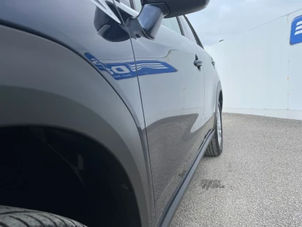 Vehicle Thumbnail 33