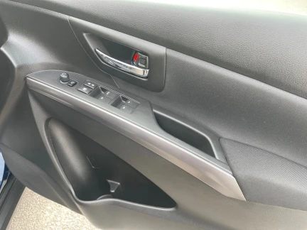 Vehicle Thumbnail 39