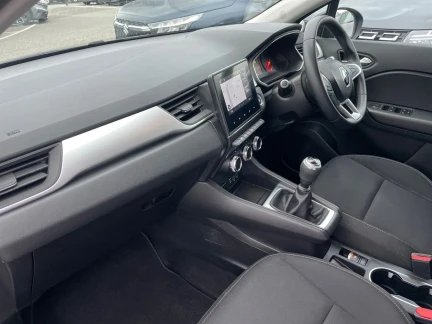 Vehicle Thumbnail 10