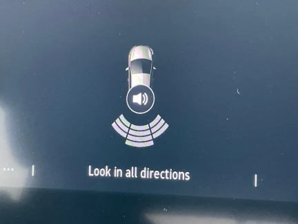 Vehicle Thumbnail 16