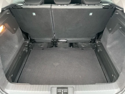 Vehicle Thumbnail 23