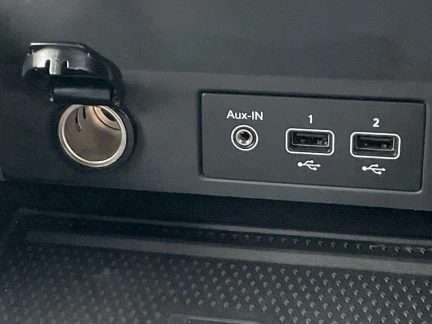 Vehicle Thumbnail 25