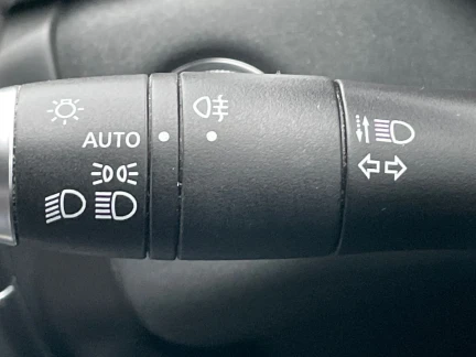 Vehicle Thumbnail 26