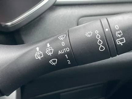 Vehicle Thumbnail 27