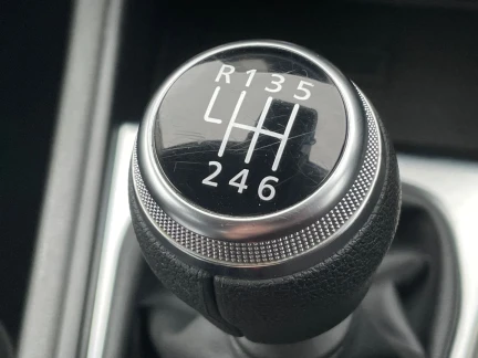 Vehicle Thumbnail 29